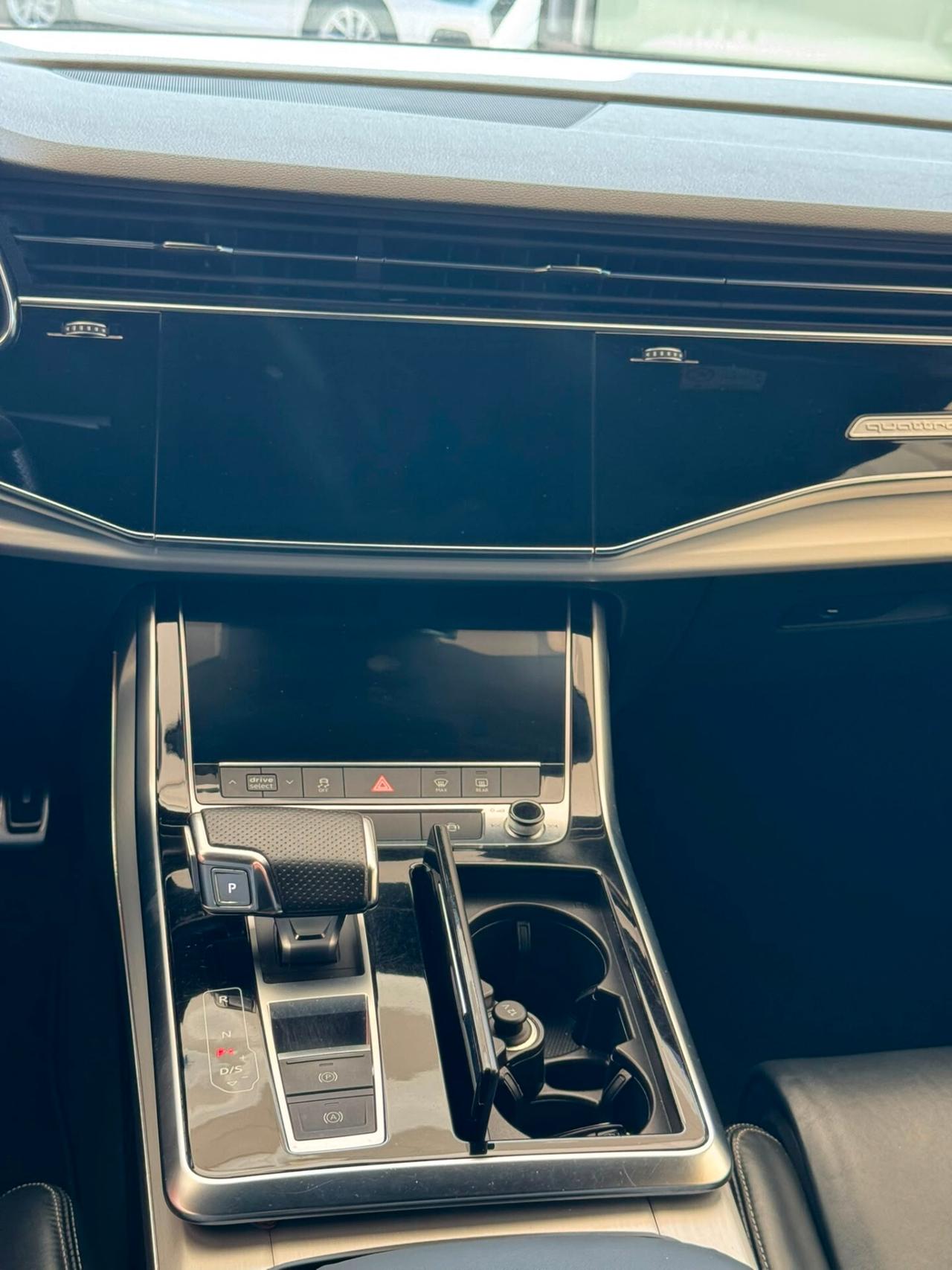 Audi Q8 50 TDI 286 CV quattro tiptronic Sport