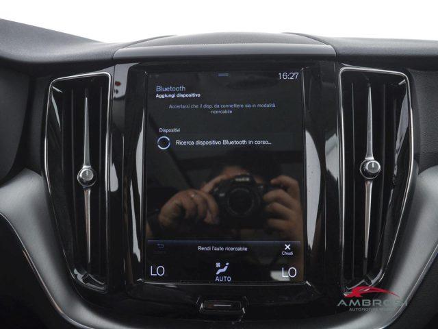 VOLVO XC60 T6 Recharge AWD Plug-in Hybrid automatico Inscript