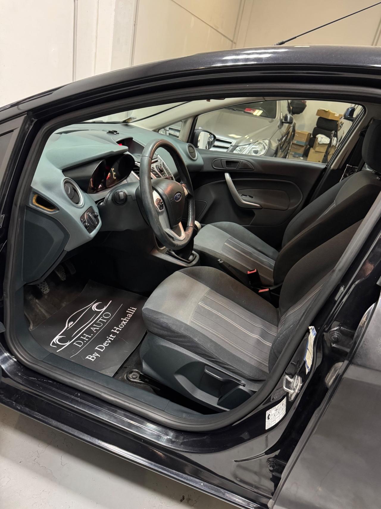 Ford Fiesta 1.2 82 CV 5 porte Titanium