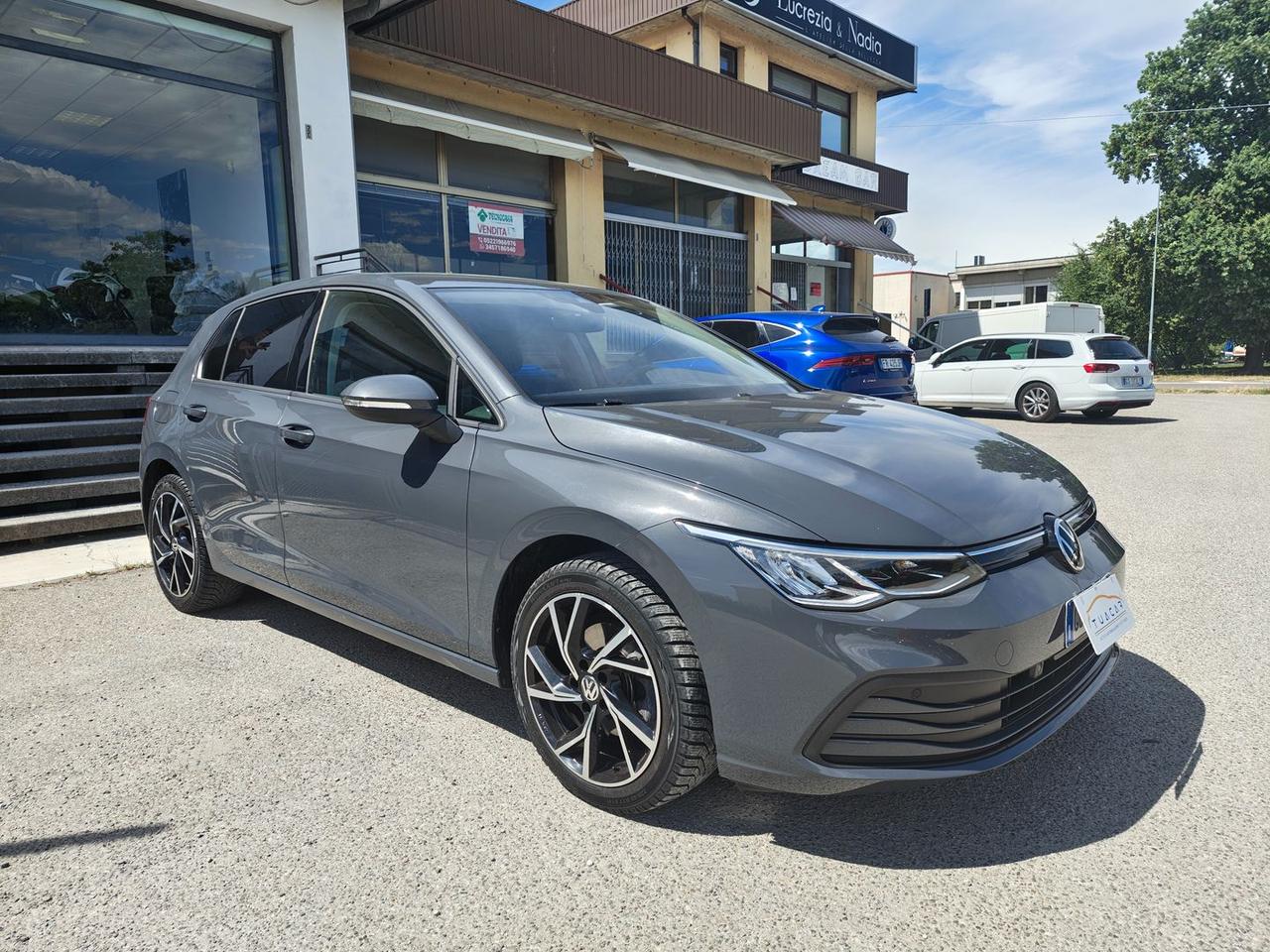 Volkswagen Golf Life 1.5 eTSI MHEV #11253