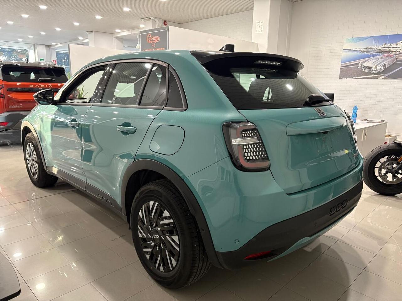 Fiat 600 1.2 hybrid 110cv auto