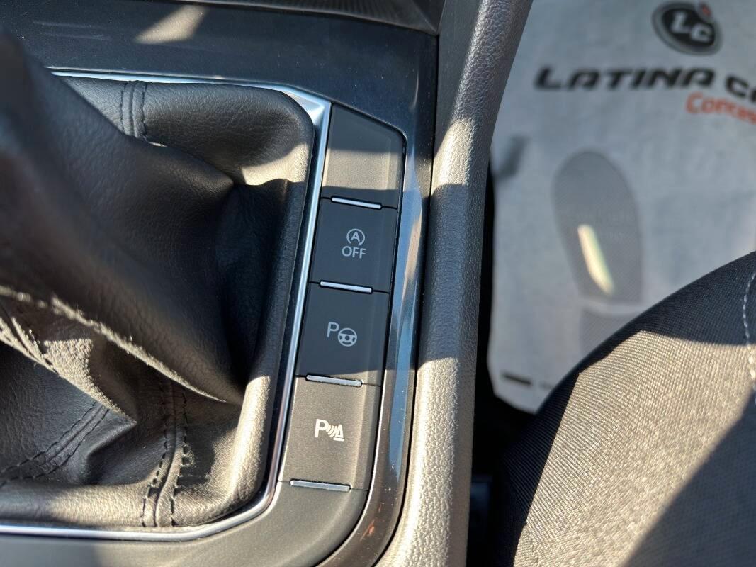 Volkswagen Tiguan 1.5 tsi Life 130cv CON TELECAMERA E CARPLAY
