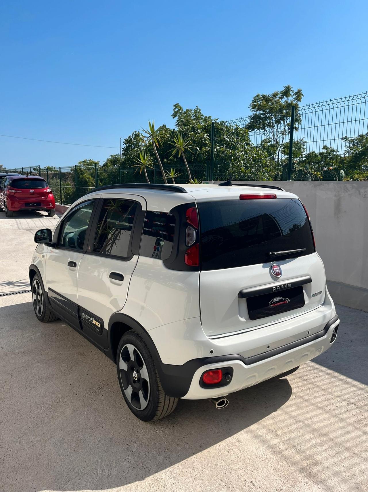 Fiat Panda 1.0 FireFly S&S Hybrid Pandina
