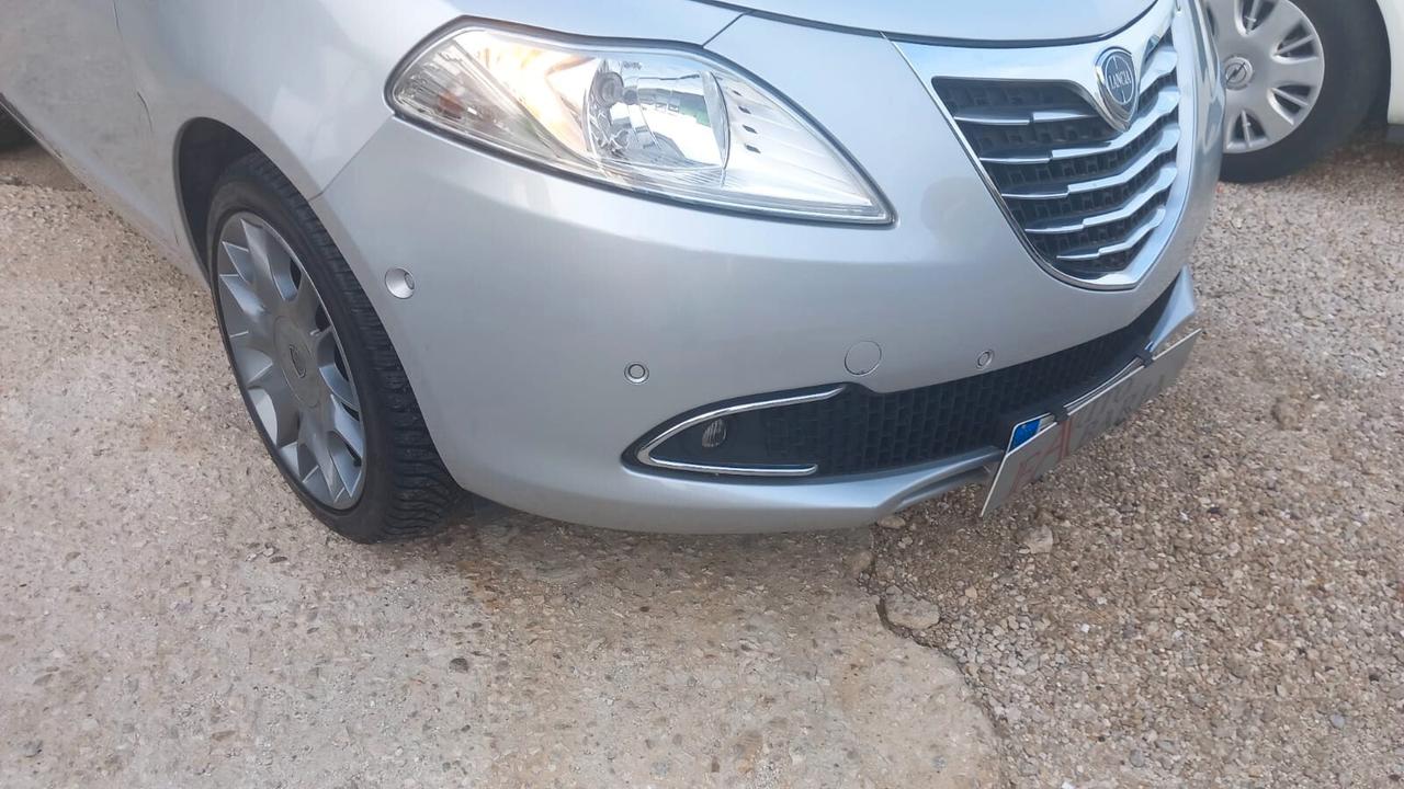 Lancia Ypsilon 1.3 MJT 16V 95 CV 5 porte S&S Platinum