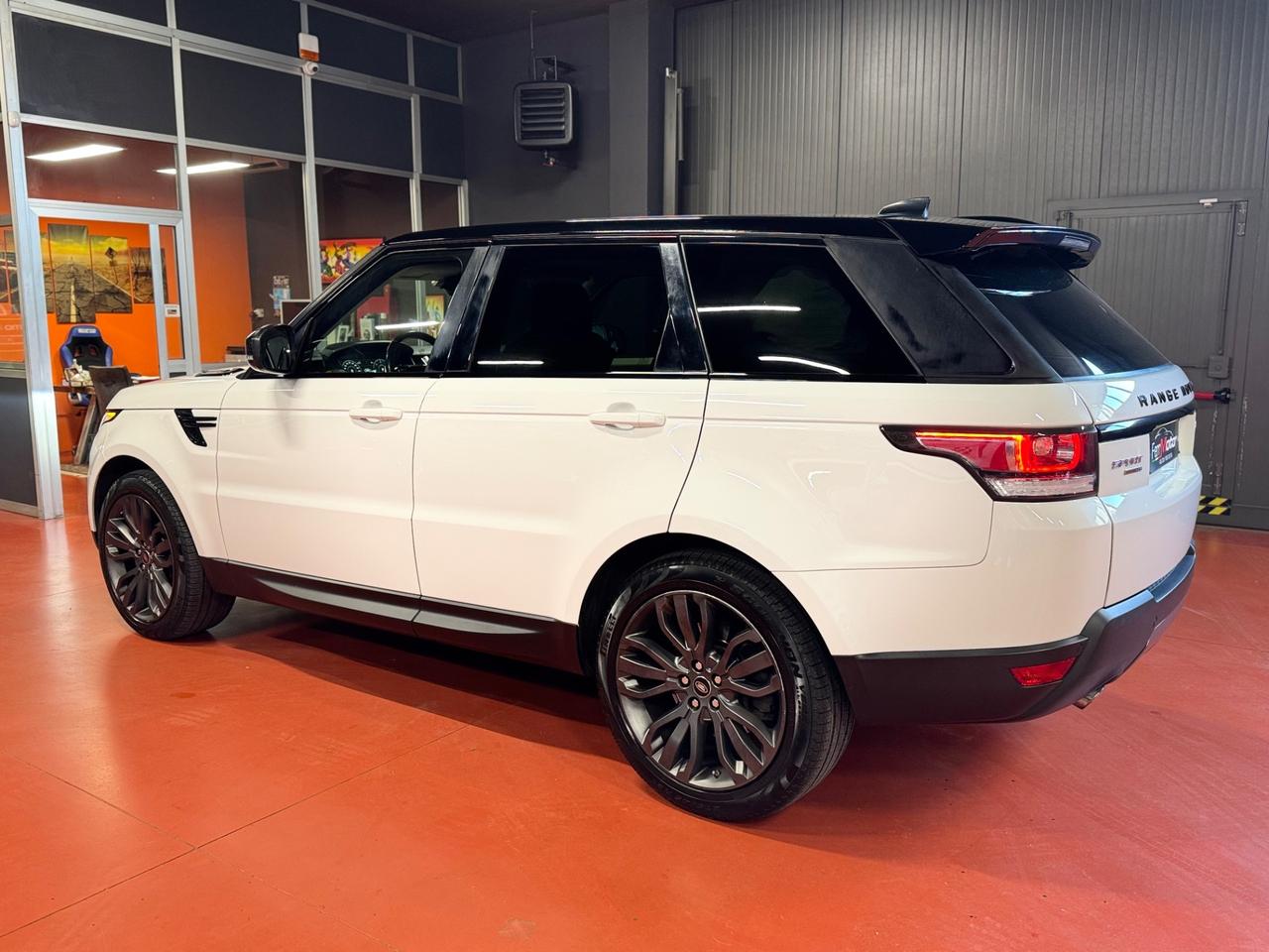 Land Rover Range Sport 3.0 TDV6 HSE Dynamic