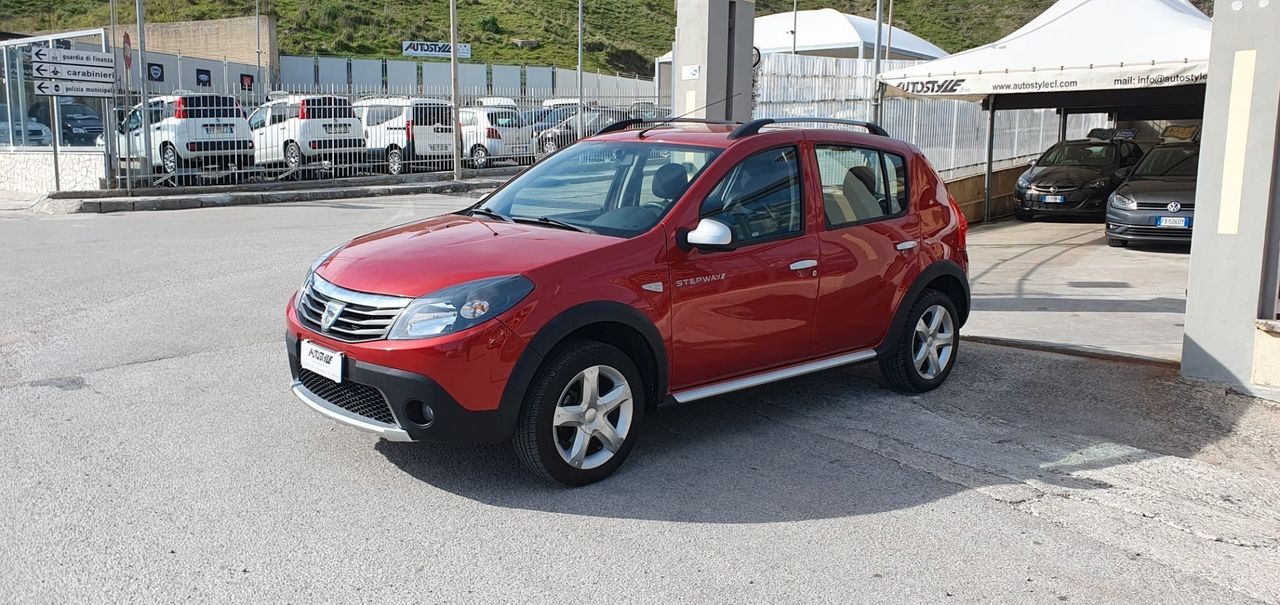 Dacia Sandero Stepway 1.6 B/GPL (IVA ESPOSTA)