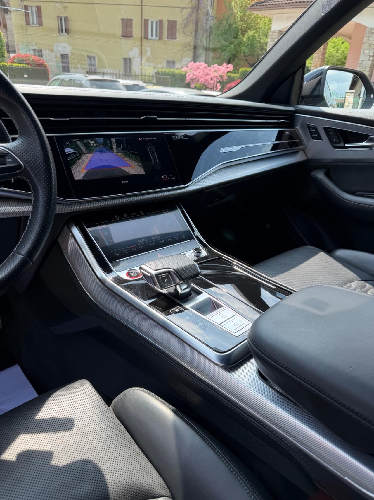 Audi RSQ8 TFSI V8 QUATTRO CARBOCERAMIC BANGOLUFSEN