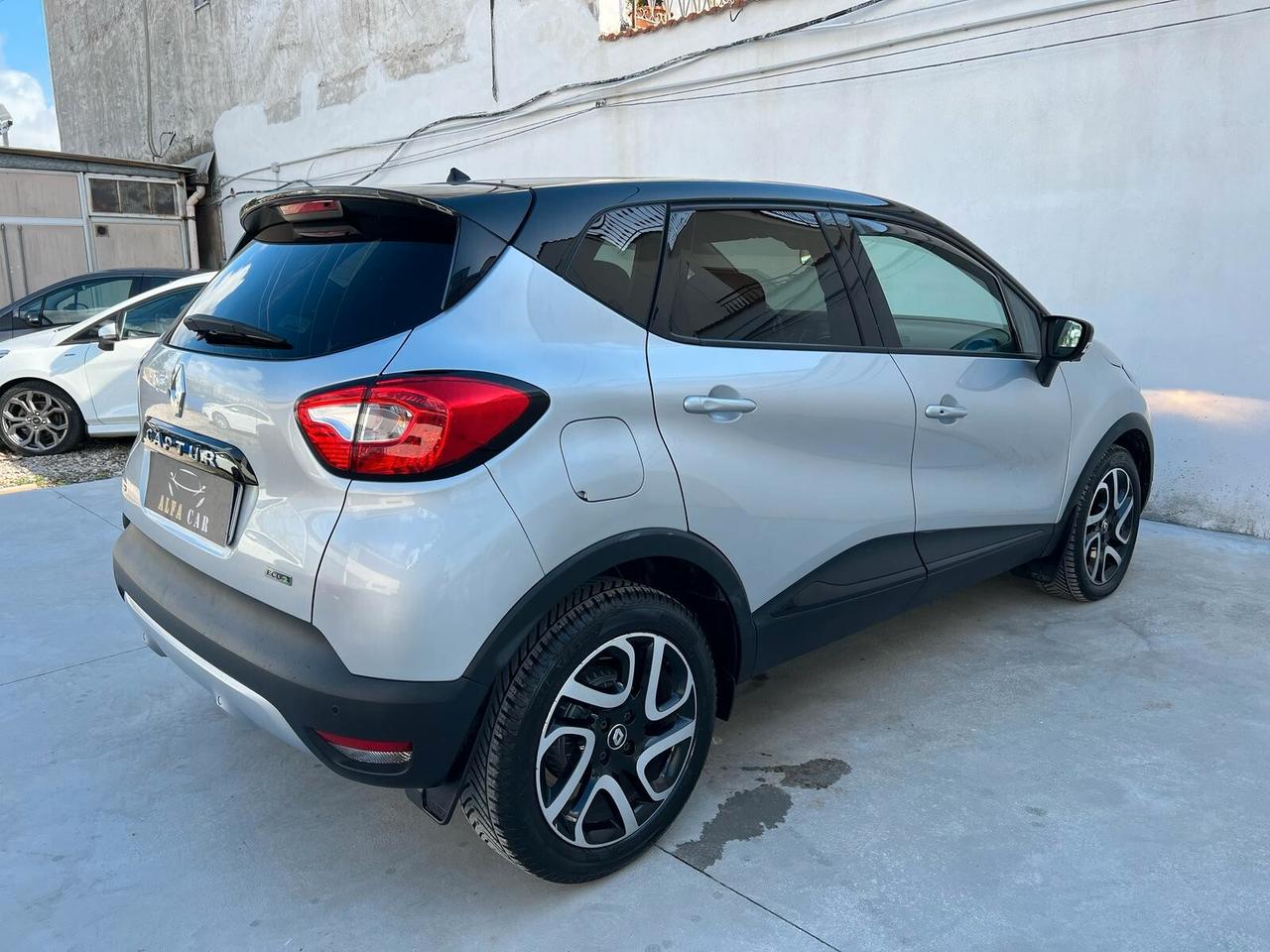 RENAULT CAPTUR 1.5 dCi 90cv 2017!!! R-LINK!!!