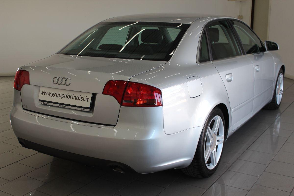 AUDI - A4 - 3.0 TDI quattro S tronic