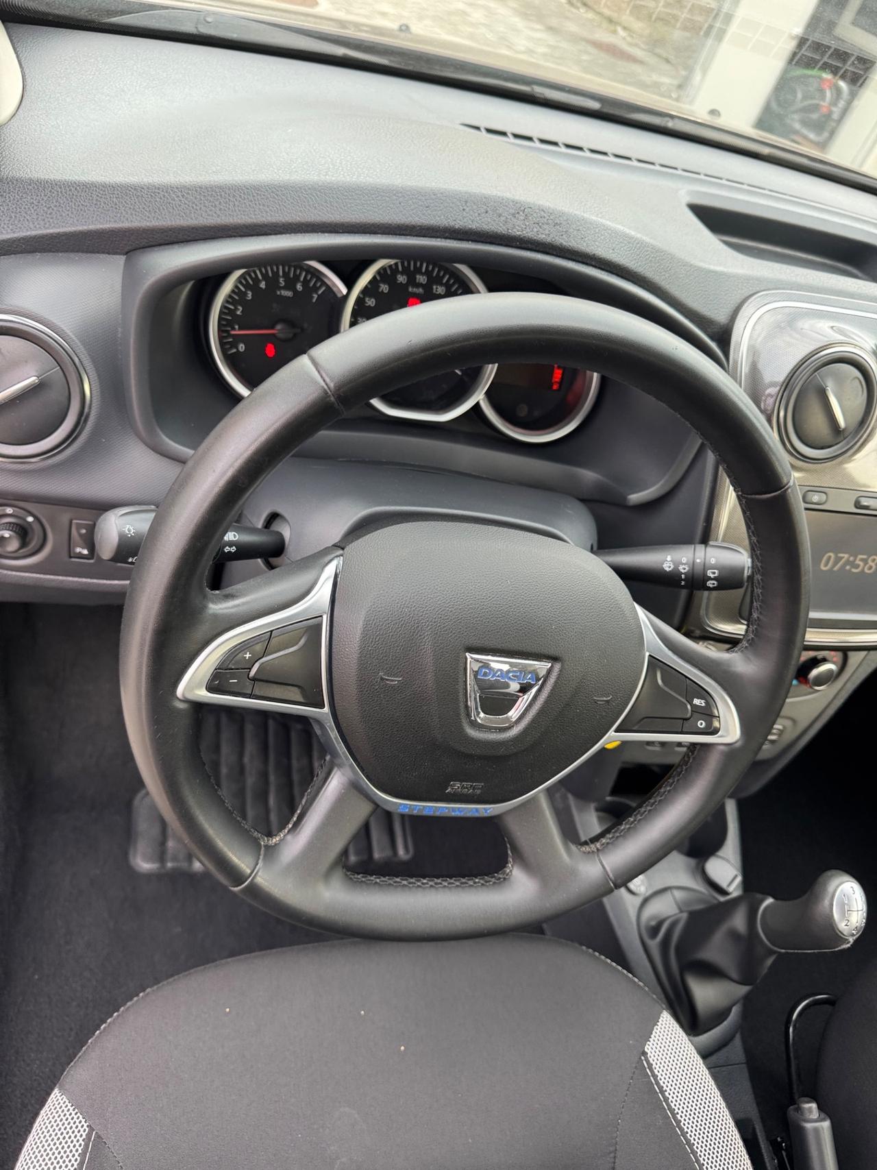 Dacia Sandero Stepway 0.9 TCe 12V TurboGPL neopatentati
