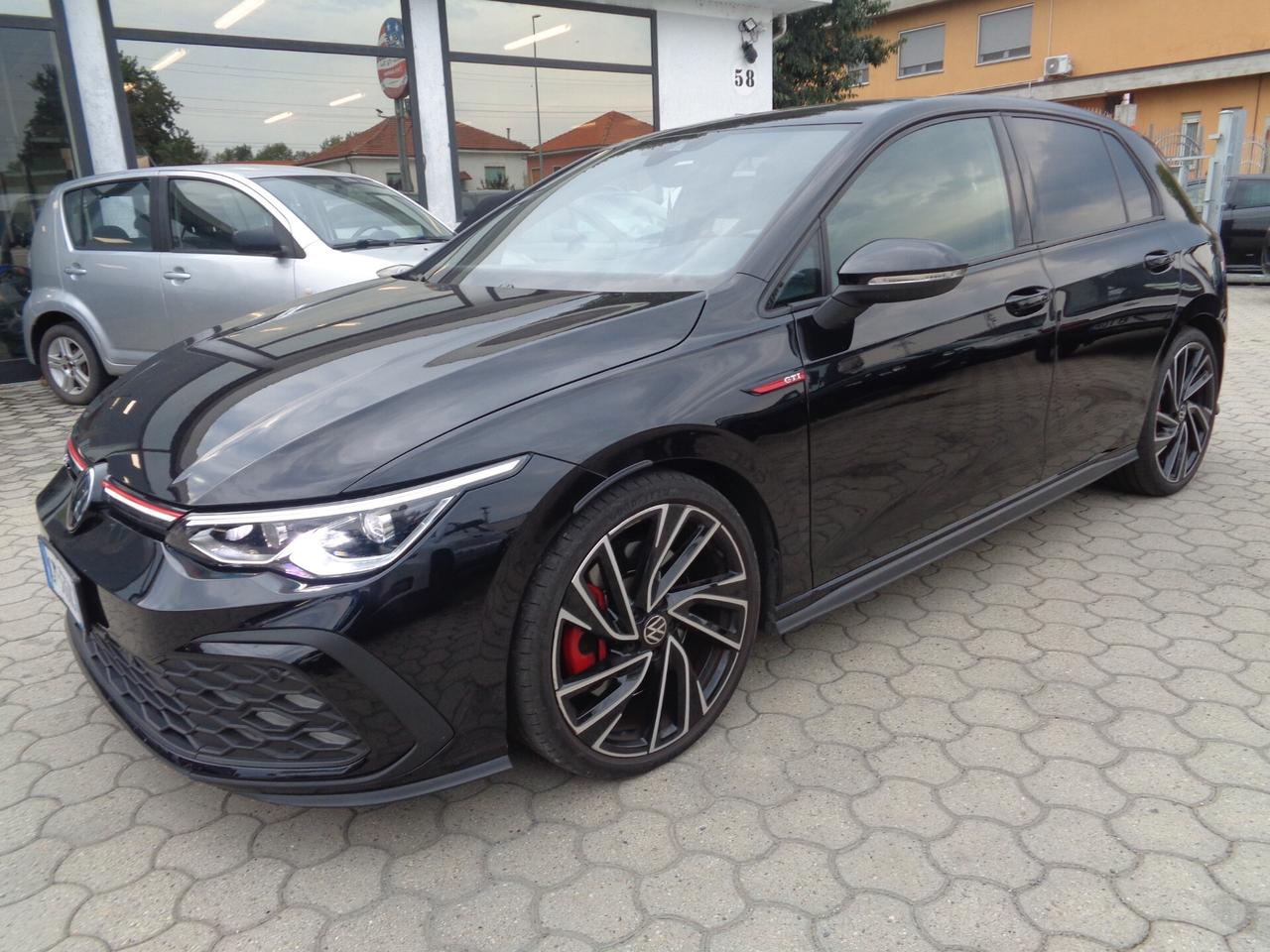Volkswagen Golf GTI 2.0 TSI