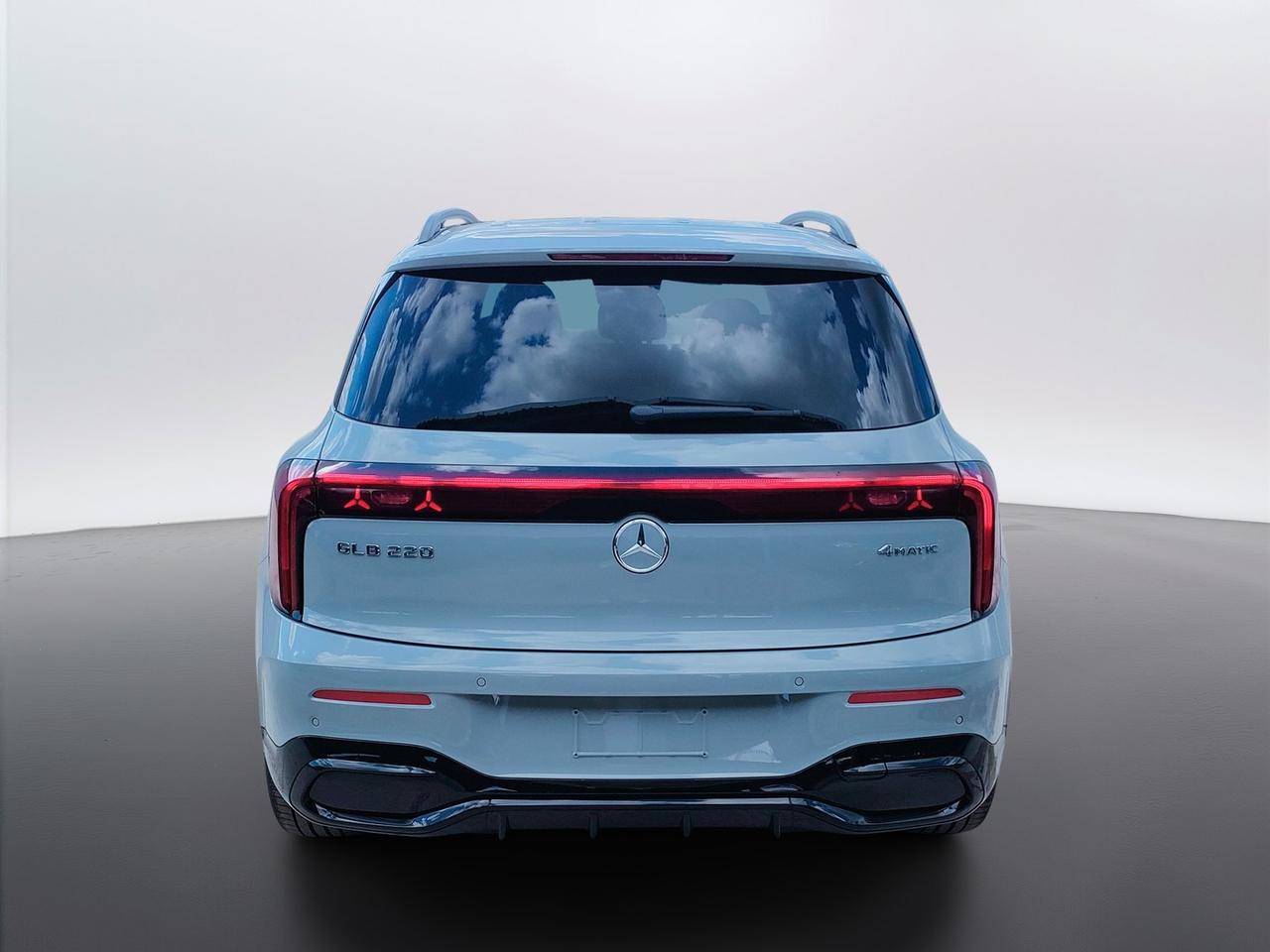 Mercedes-Benz GLB 220 4MATIC