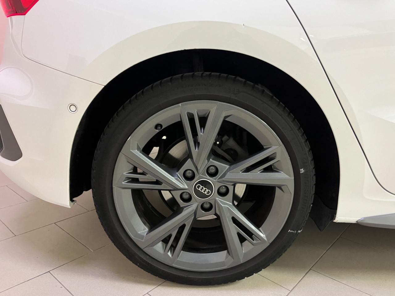 Audi A3 SPB 30 TFSI S tronic line edition