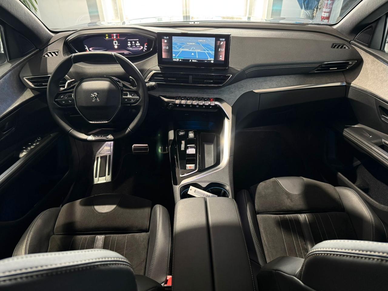 Peugeot 3008 BlueHDi 130 S&S EAT8 GT + Night Pack