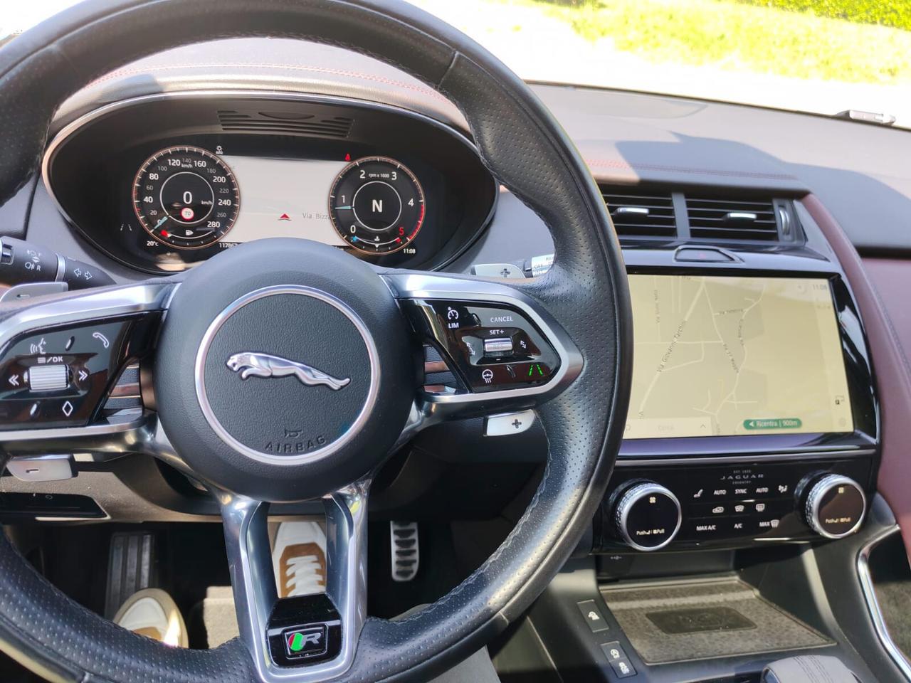 Jaguar E-Pace 2.0D I4 204 CV AWD Auto R-Dynamic HSE