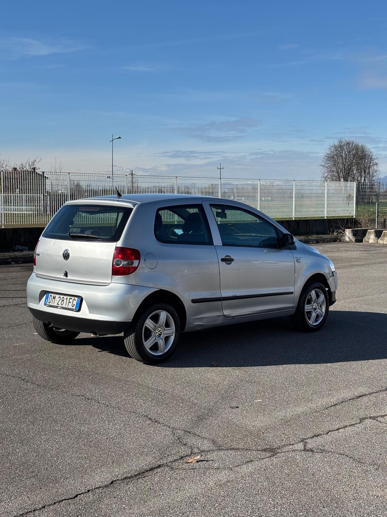 Volkswagen Fox 1.2 BENZINA