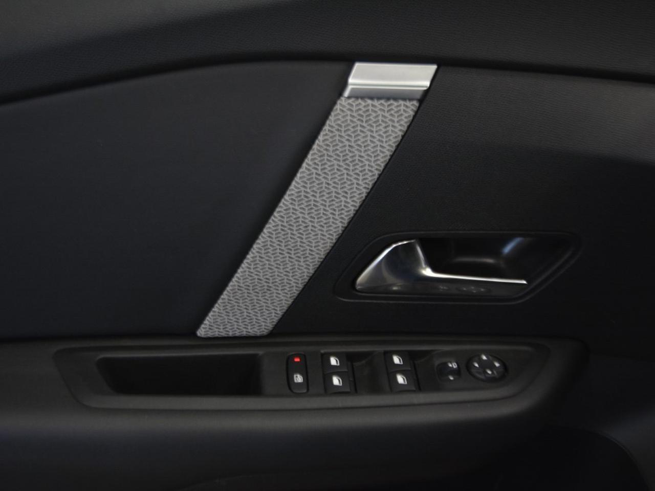 Citroen C4 X 1.2 puretech max eat8 s&s