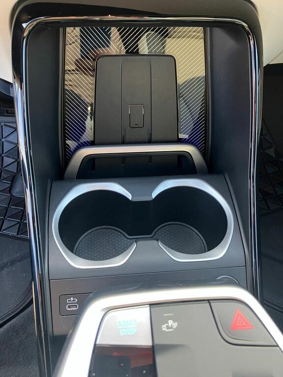 BMW iX1 20 MSport Pro eDrive