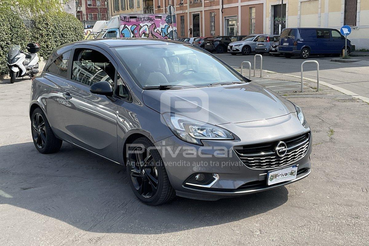 OPEL Corsa 1.2 Coupé b-Color