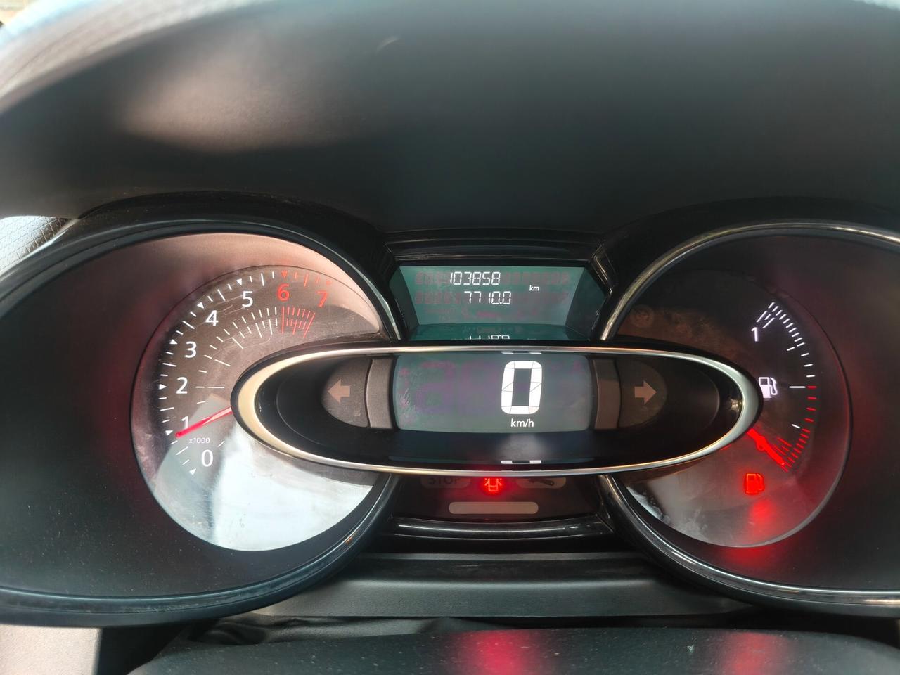 Renault Clio 1.2 75CV 5 porte 16 SOLO 103.000 KM