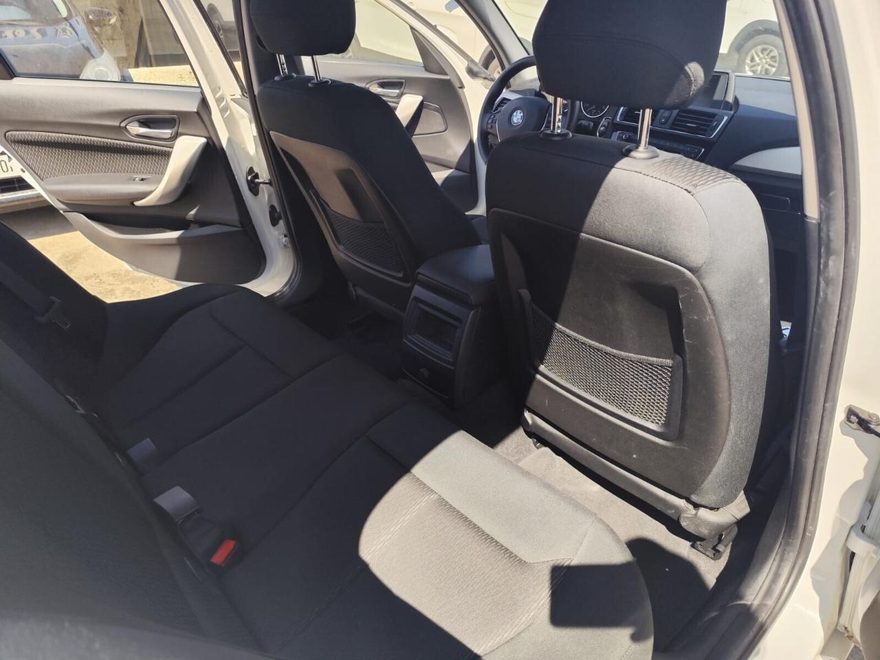 Bmw 116 116d 5p. Advantage