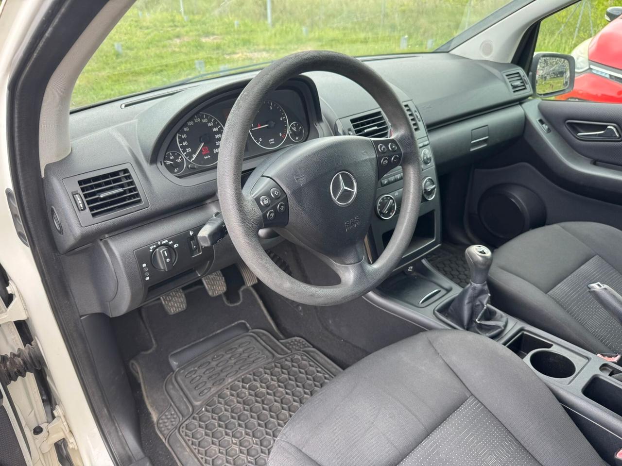 Mercedes A 160 CDI 2011 SOLAMENTE 71.000 KM