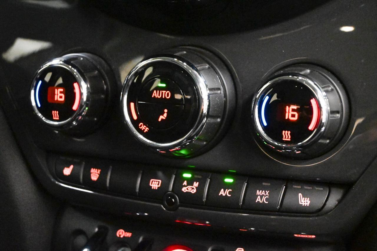 MINI Mini Countrym.(F60) Mini 2.0 Cooper D Clas...