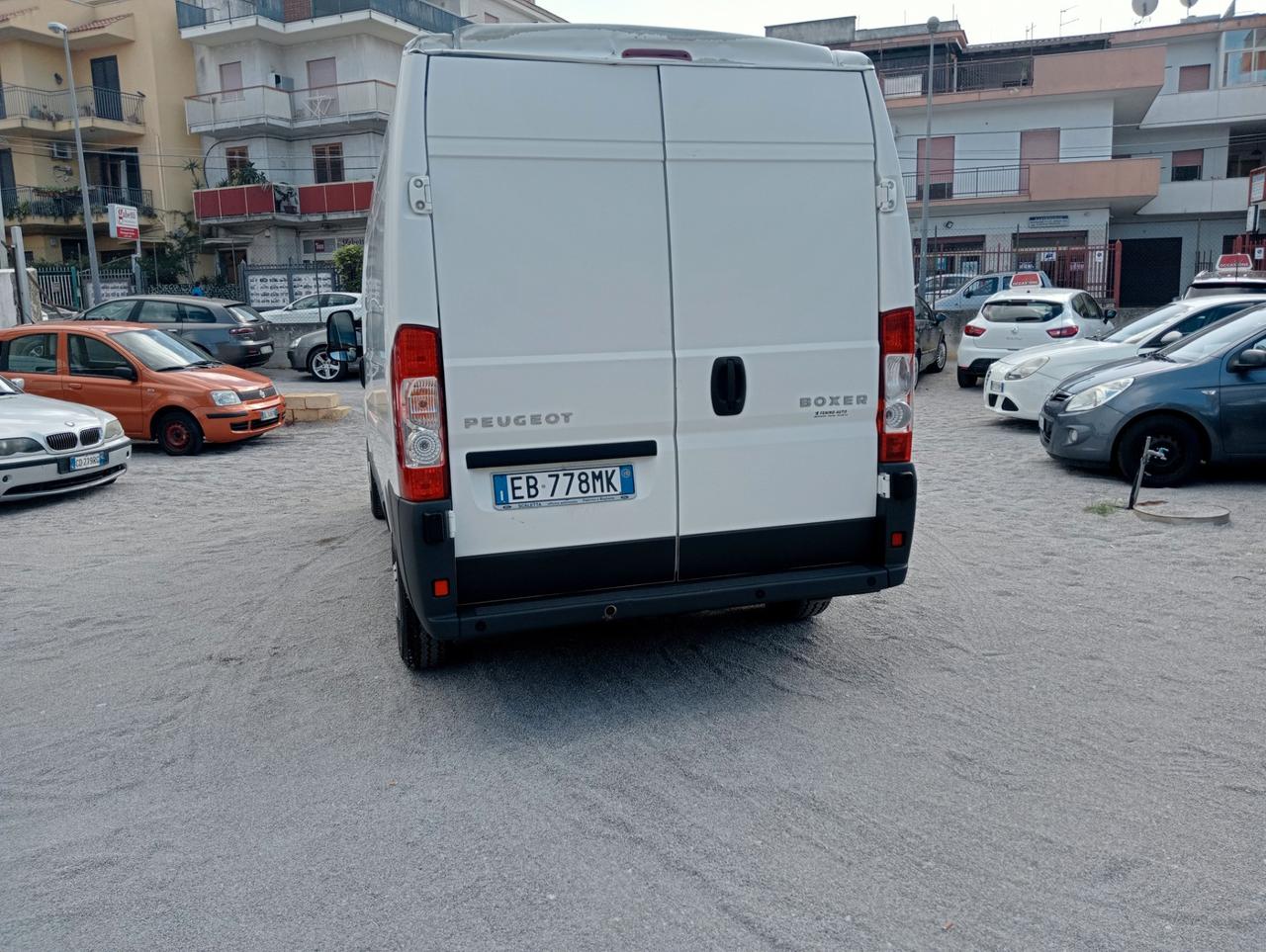Peugeot boxer
