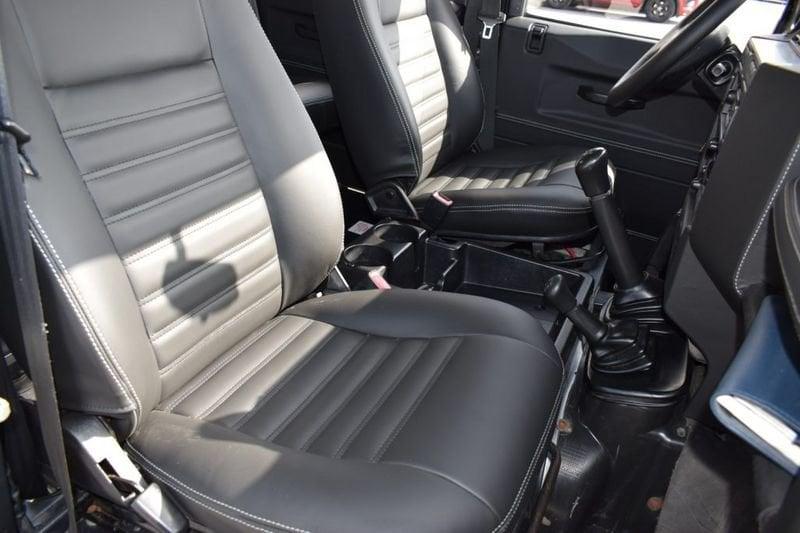 Land Rover Defender 110 2.4 TD4 CREW CAB