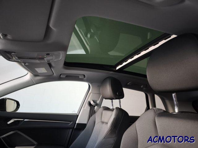 AUDI Q3 40 TDI quattro S tronic Business Advanced