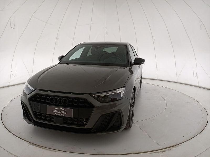 Audi A1 II 2019 Sportback Sportback 30 1.0 tfsi Identity Black 116cv s-tronic