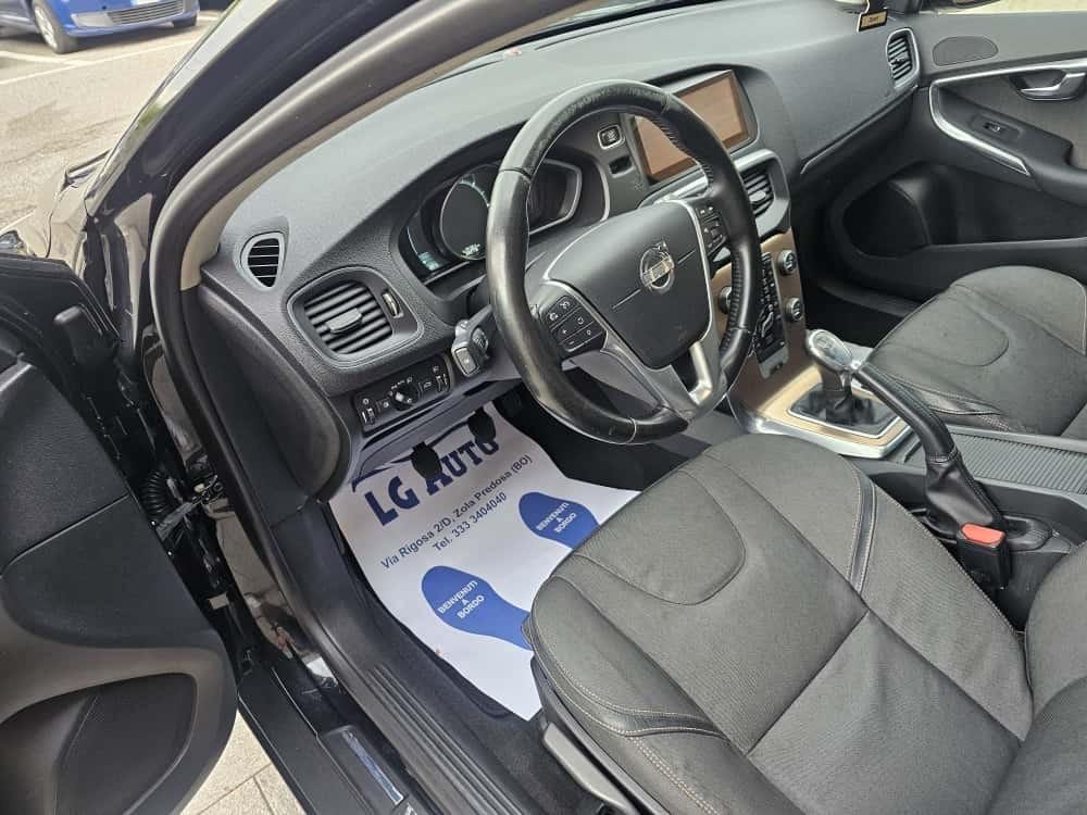 Volvo V40 Cross Country D2 1.6 Summum