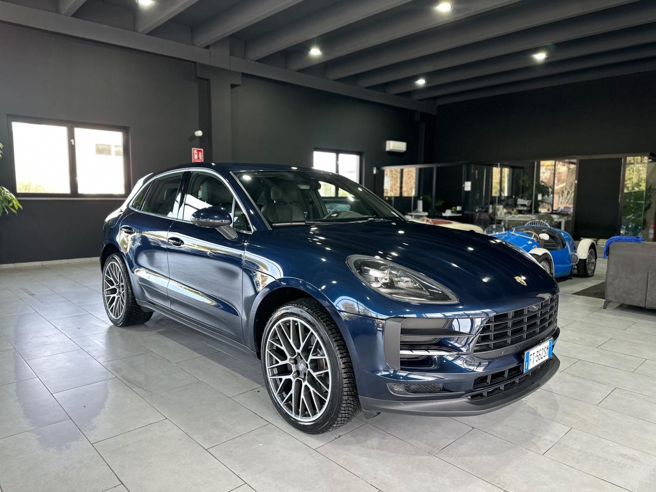 Porsche Macan 2.0 PASM