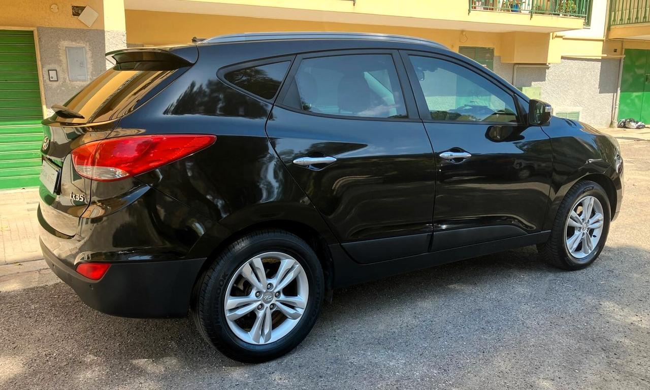 Hyundai iX35 1.7 CRDi 2WD Xpossible