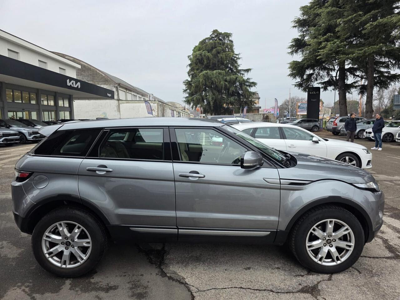Land Rover Range Evoque 2.2 TD4 5p. Prestige