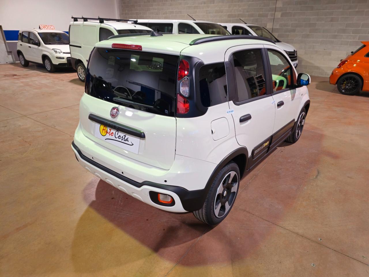 Fiat Panda Cross 1.0 FireFly S&S Hybrid SUPER PROMO