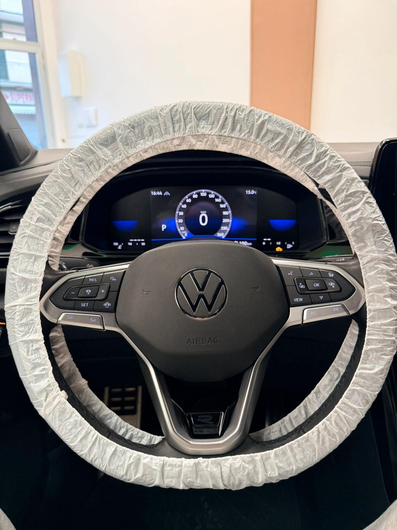 Volkswagen T-Roc 2.0 TDI SCR 150 CV DSG R-Line