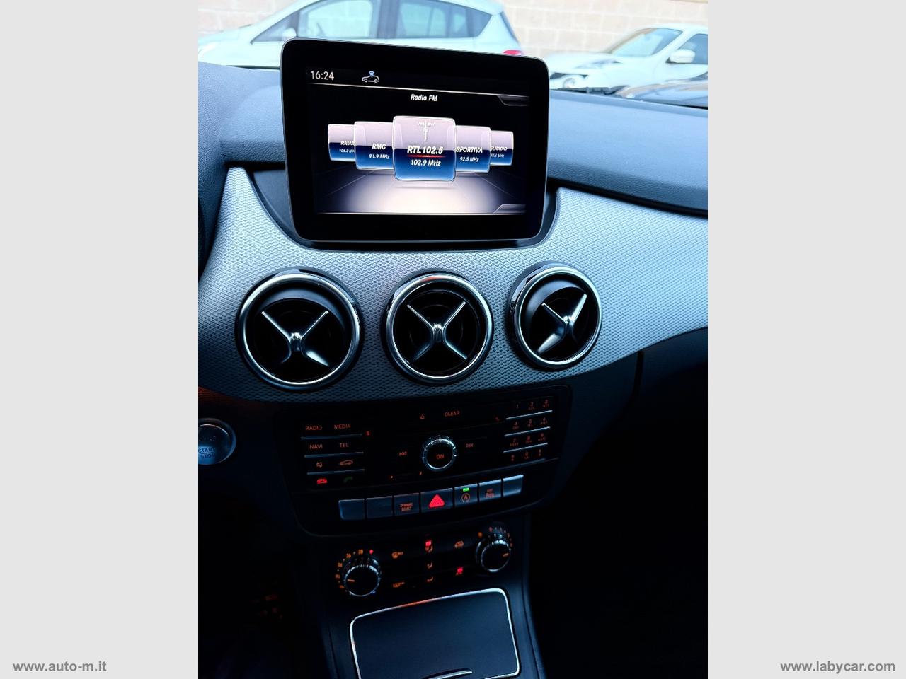 MERCEDES-BENZ B 200 d Automatic Sport