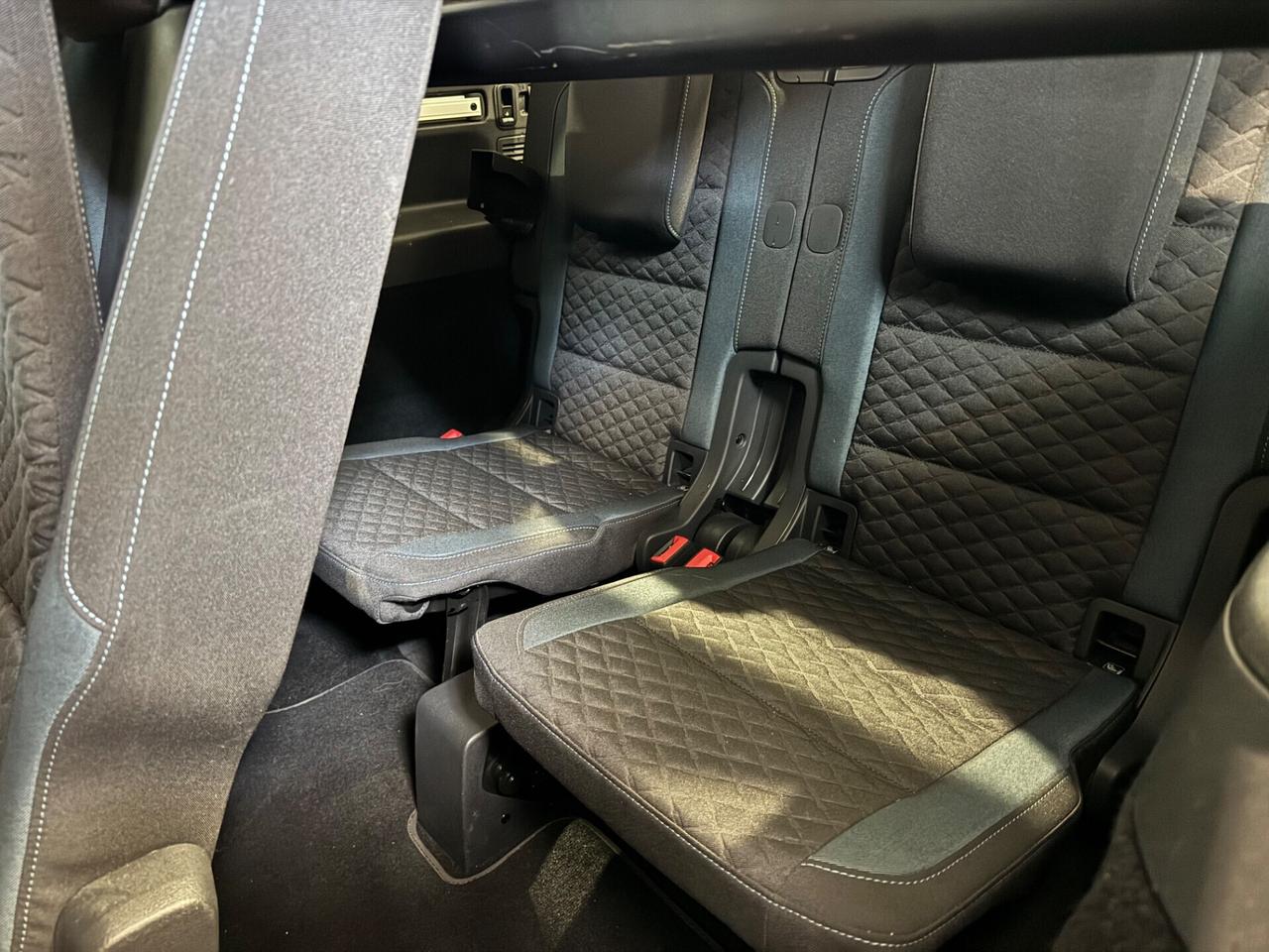 Volkswagen Touran 2.0 TDI 150 CV SCR DSG Executive 7 POSTI !!