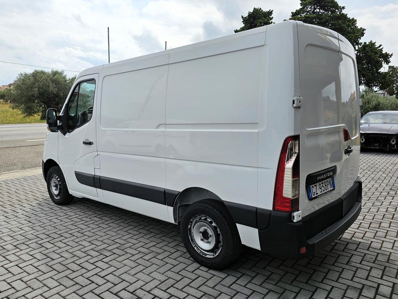 Renault Master 28 2.3 Dci PC TN 3 Posti- Coibentazione leggera