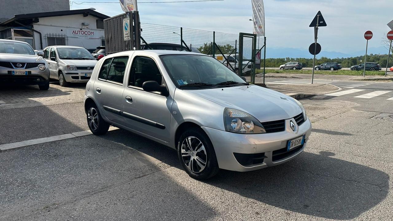 Renault Clio Storia 1.2 5 porte GPL Confort