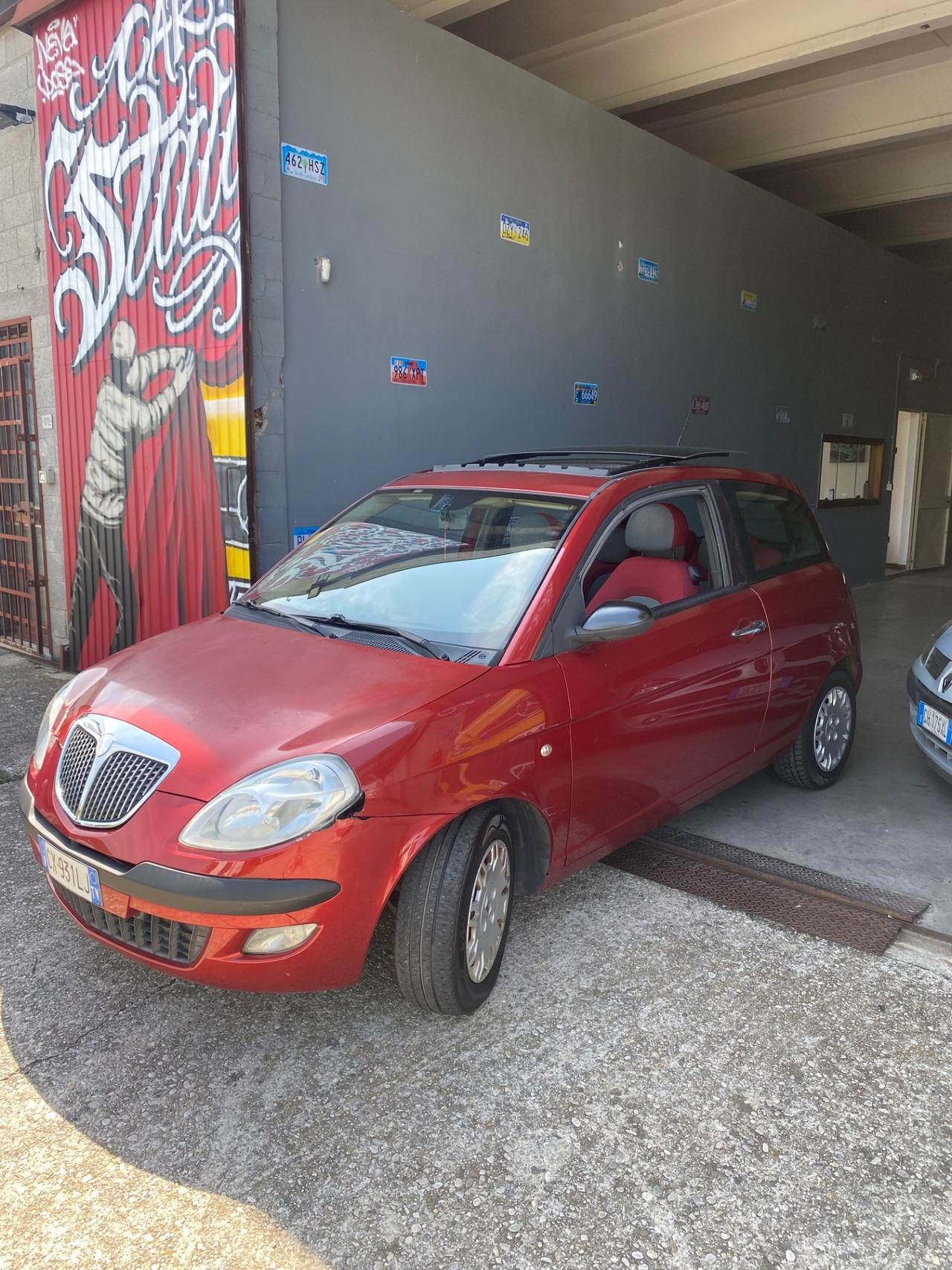 Lancia Ypsilon 1.2 Oro neopatentato Tettuccio