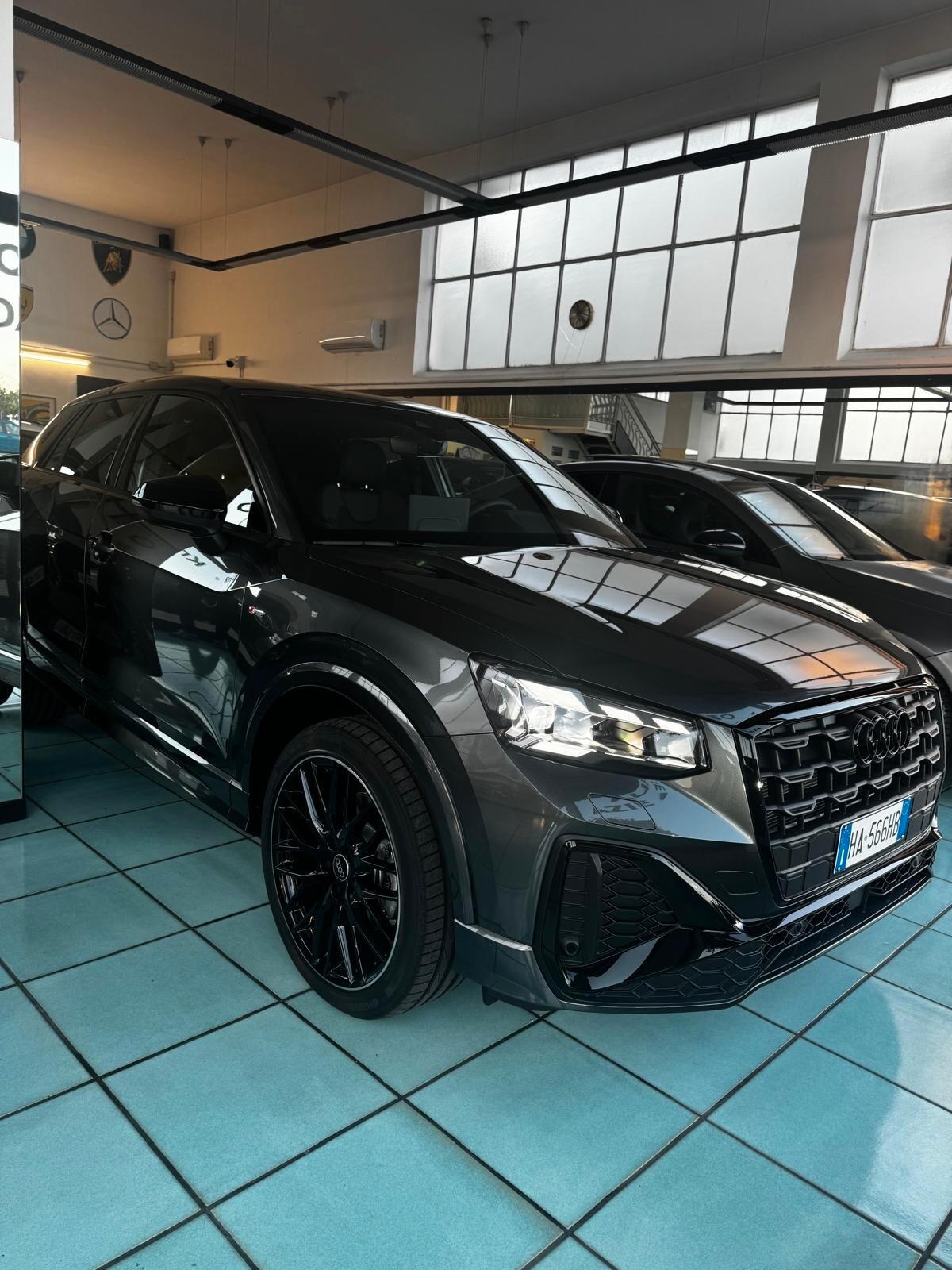 Audi Q2 35 TDI S tronic Identity Black Sline INTROVABILE