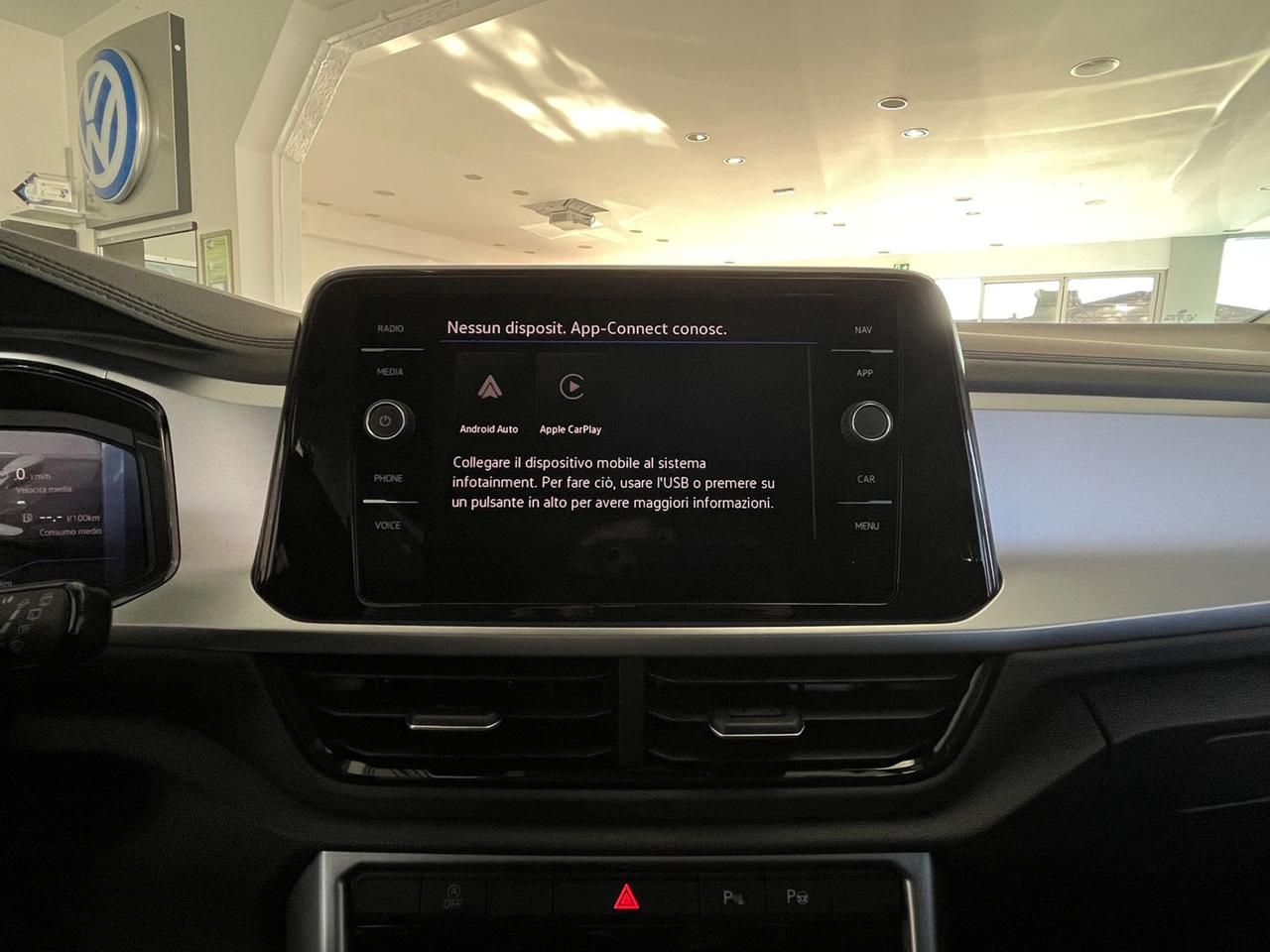 VOLKSWAGEN T-Roc 2022 T-Roc 1.5 tsi R-Line Plus dsg