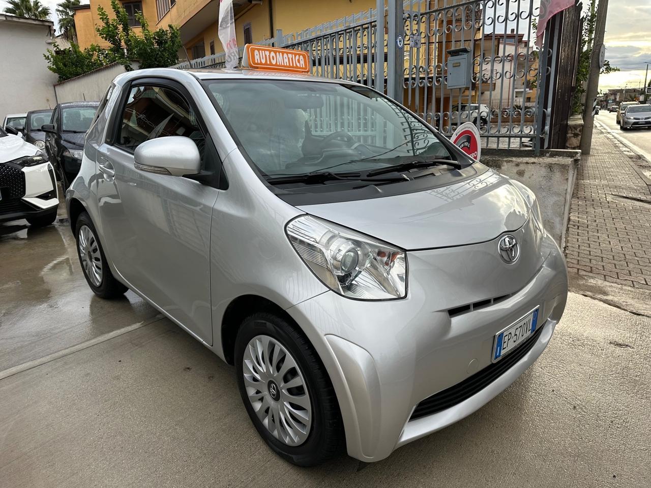 Toyota iQ 1.0 CVT Trend