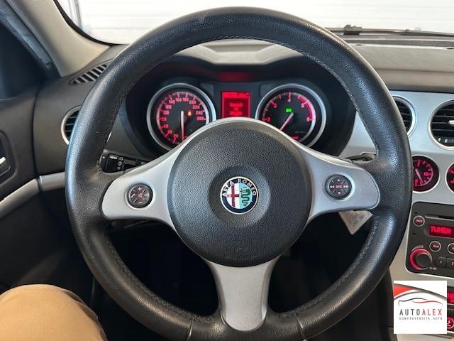 ALFA ROMEO - 159 SportWagon SW 1.9 jtdm 16v Sport 150cv