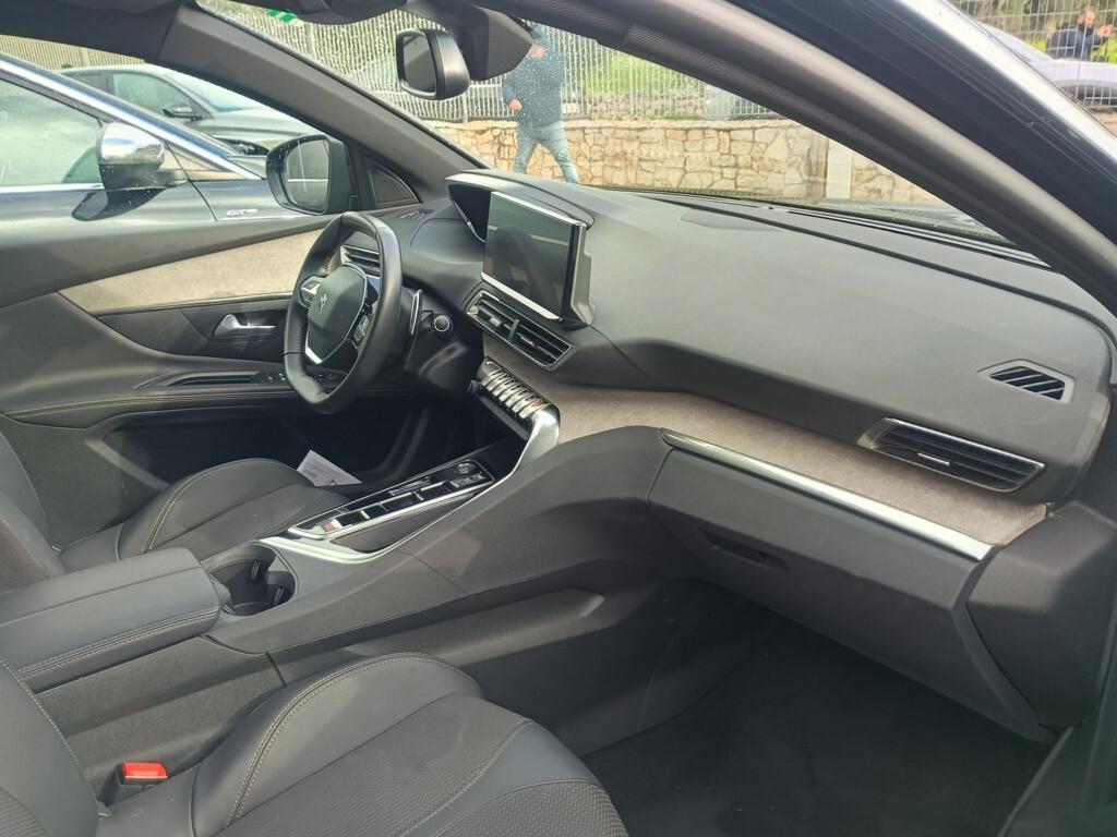 Peugeot 5008 1.5 BlueHDi 130cv EAT8 Active Pack