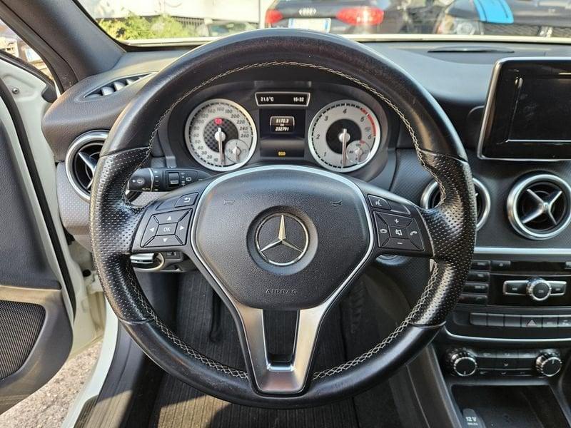Mercedes-Benz Classe A A 180 cdi Dark Night edition