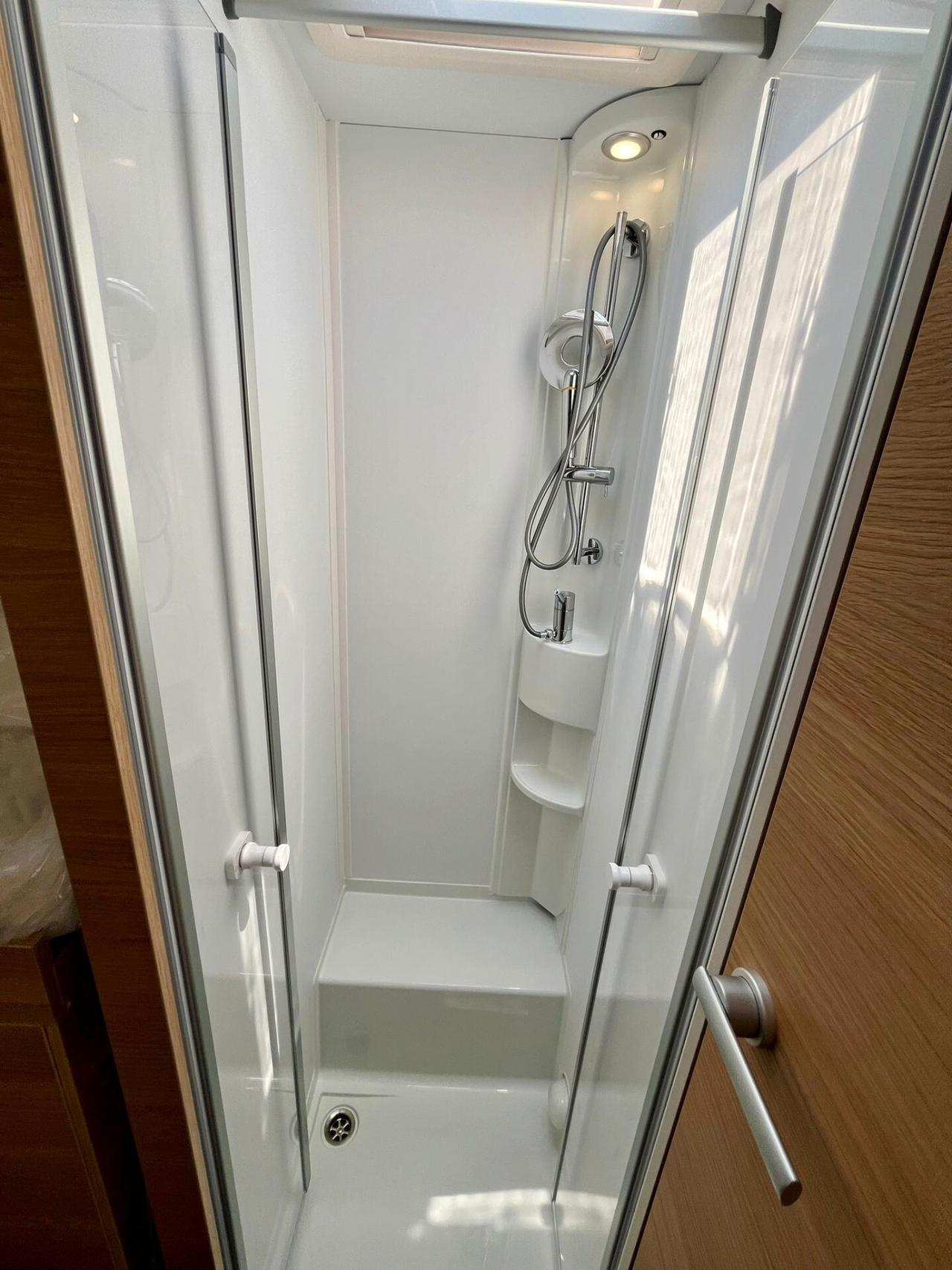 Adria Matrix 60Y 670 SL