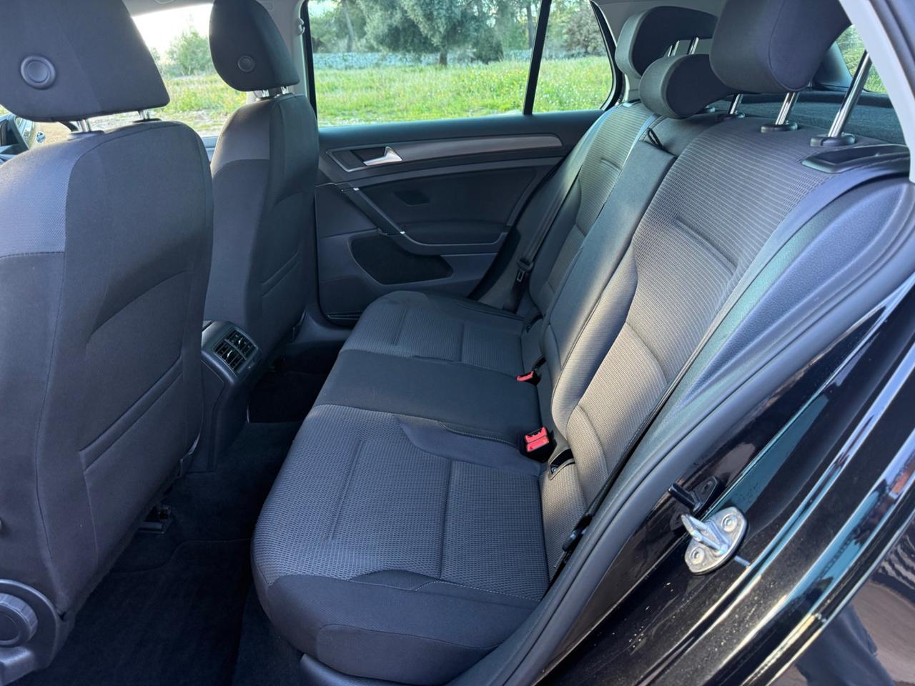 Volkswagen Golf 1.6 TDI 115CV 5p. Business BlueMotion Technology